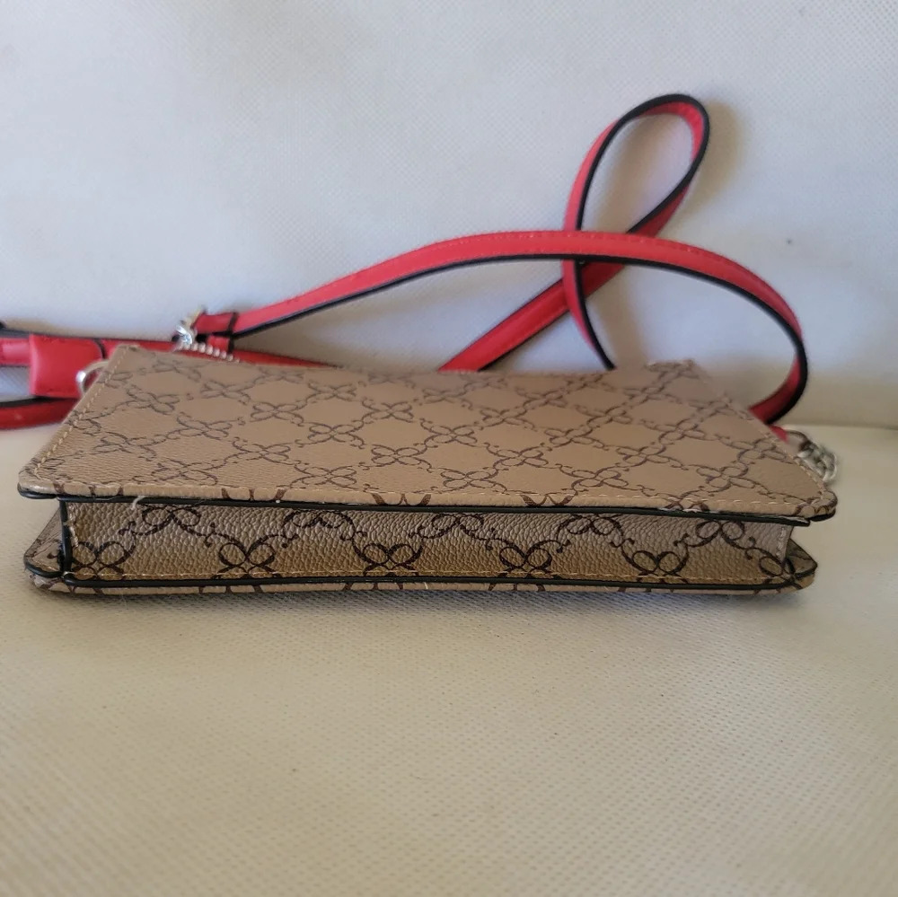 NWOT - NINE WEST CROSSBODY HANDBAG PURSE- SMALL - Picture 3 of 5